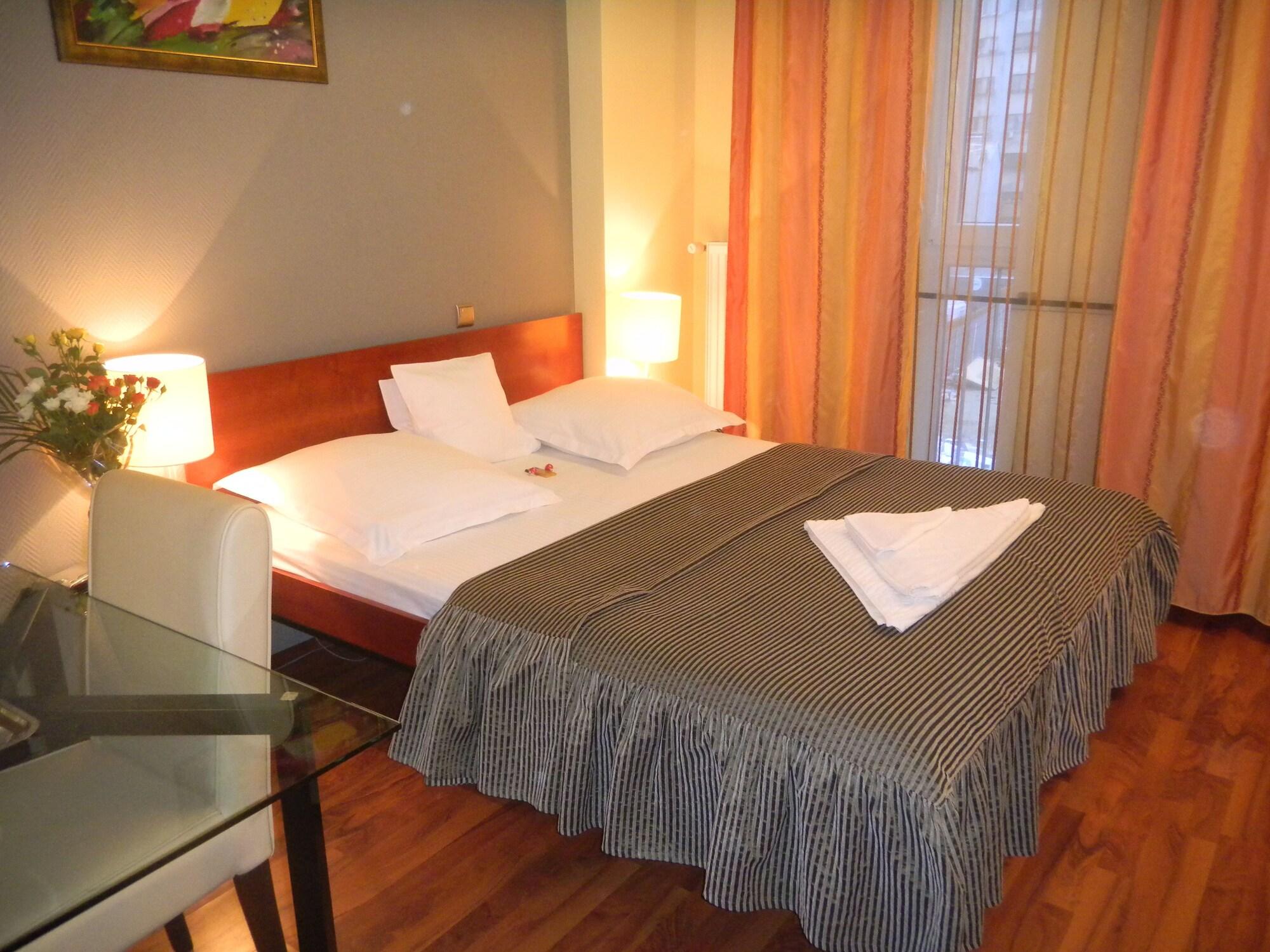 Tania-frankfurt Hotel Bucureşti